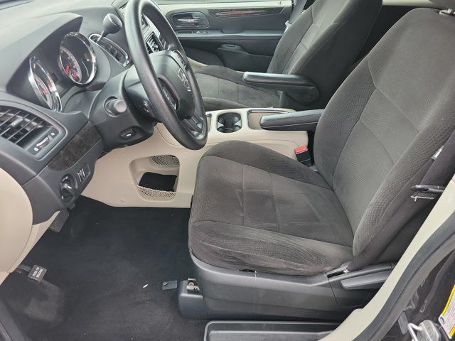 Used 2012 Dodge Grand Caravan SXT FWD image 12