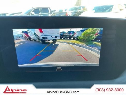 Used 2025 Buick Envista Preferred image 16