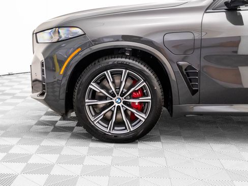 New 2026 BMW X5 xDrive50e w/ Executive Package image 38