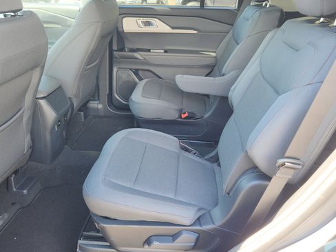 New 2026 Ford Explorer Active image 26