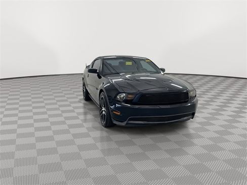 Used 2011 Ford Mustang GT Premium w/ Brembo Brake Pkg image 2