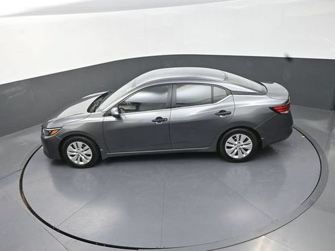 Used 2025 Nissan Sentra S FWD image 26