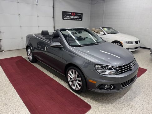 Used 2013 Volkswagen Eos Komfort FWD image 12