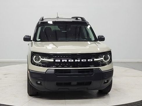 Used 2025 Ford Bronco Sport Outer Banks AWD/4WD image 2