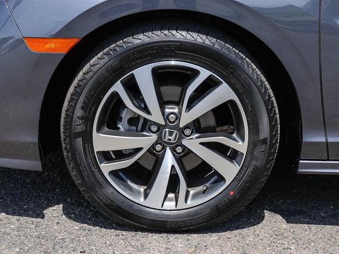 Used 2023 Honda Odyssey Touring image 14