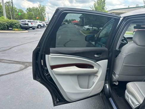 Used 2016 Acura MDX w/ Technology Package AWD/4WD image 31