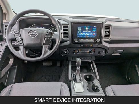 Used 2024 Nissan Frontier SV w/ Technology Package AWD/4WD image 13