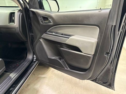 Used 2016 Chevrolet Colorado LT w/ LT Convenience Package RWD image 35