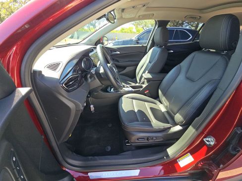 Used 2023 Buick Encore GX Essence w/ Experience Buick Package FWD image 11