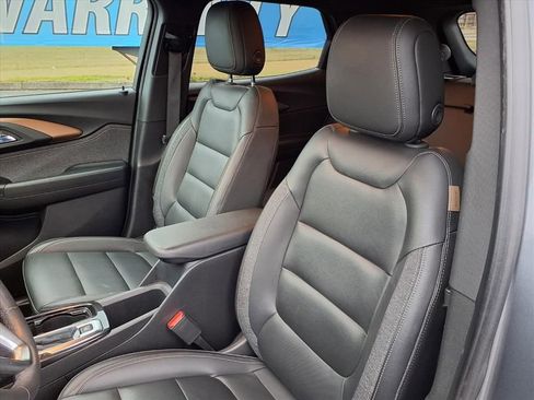 Used 2021 Chevrolet TrailBlazer ACTIV w/ Technology Package image 12