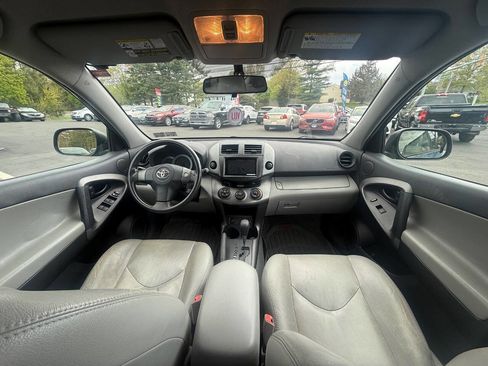 Used 2011 Toyota RAV4 4WD w/ Preferred Premium Pkg image 15