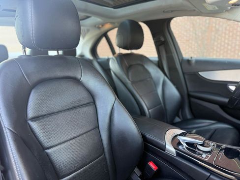 Used 2015 Mercedes-Benz C 300 4MATIC Sedan image 40