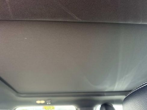 Used 2019 Ford F150 Lariat w/ Equipment Group 502A Luxury image 7