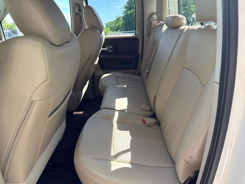 Used 2018 RAM 1500 Laramie AWD/4WD image 9