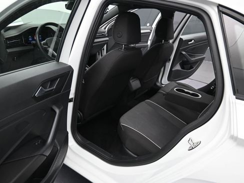 Used 2025 Volkswagen Jetta Sport FWD image 12