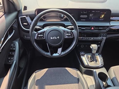 Used 2024 Kia Seltos X-Line AWD/4WD image 14