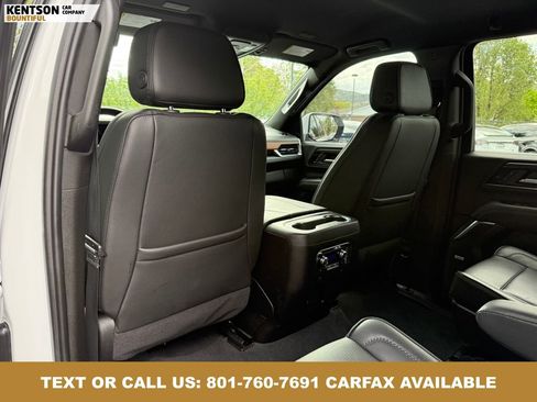 Used 2025 GMC Yukon XL Denali AWD/4WD image 31
