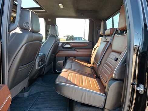Used 2024 GMC Sierra 3500 Denali Ultimate image 20