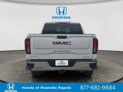 Used 2025 GMC Sierra 1500 SLT AWD/4WD image 4