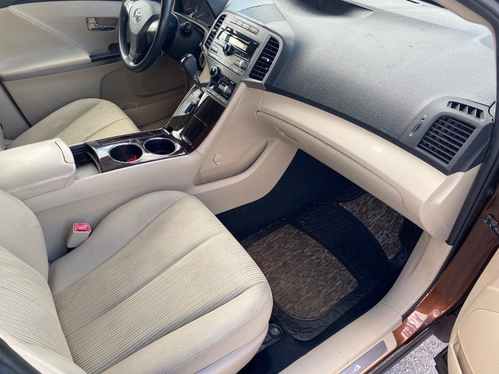 Used 2009 Toyota Venza w/ Convenience Pkg FWD image 22