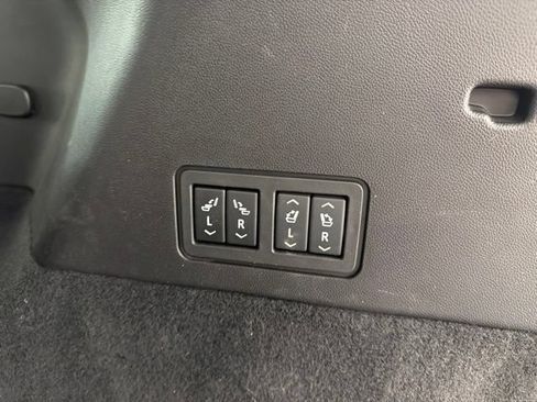 Used 2024 Cadillac XT6 Sport AWD/4WD image 21