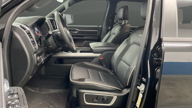 Used 2025 RAM 1500 Laramie w/ Bed Utility Group AWD/4WD image 9
