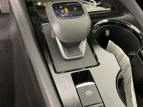 New 2025 Nissan Rogue SV image 18