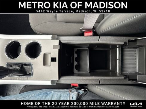 Used 2013 Ford Edge SE FWD image 22