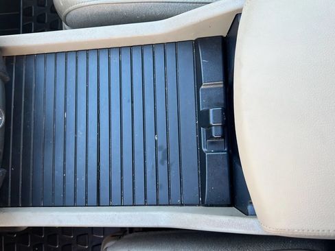 Used 2013 Honda Pilot Touring image 30