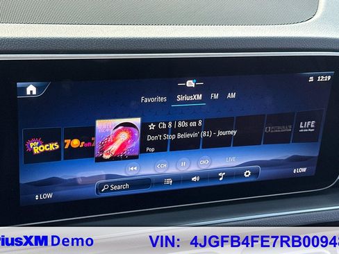 Certified 2024 Mercedes-Benz GLE 350 4MATIC w/ 3rd Row Seat Package image 28