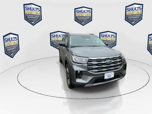 New 2026 Ford Explorer Active w/ Active Comfort Package image 3