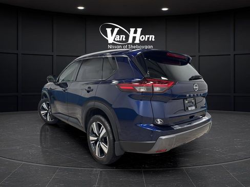 Certified 2025 Nissan Rogue SL w/ SL Premium Package image 5