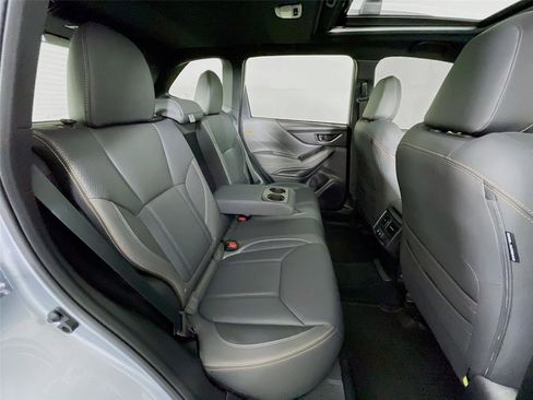 Used 2025 Subaru Forester Wilderness w/ Convenience Package image 32