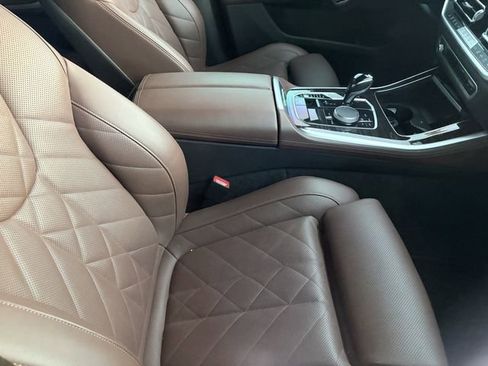 Used 2023 BMW X5 sDrive40i w/ Climate Comfort Package image 5