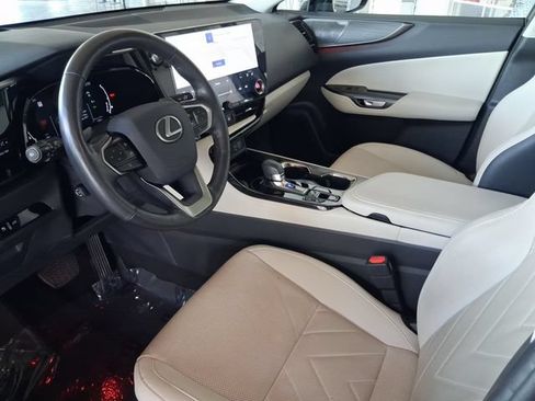 Used 2025 Lexus NX 350h AWD w/ Accessory Package (K3) image 11