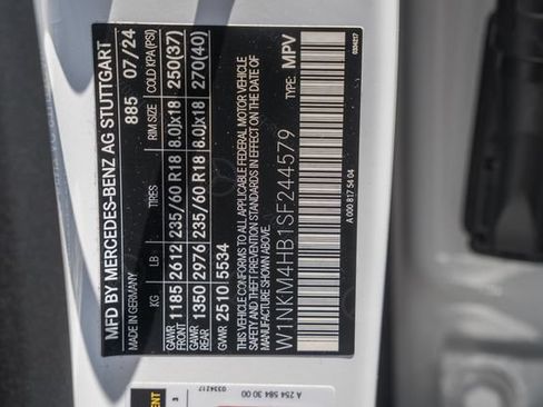 Certified 2025 Mercedes-Benz GLC 300 4MATIC w/ Driver Assistance Package image 40
