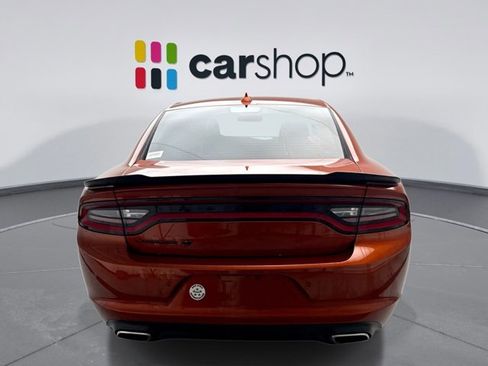 Used 2021 Dodge Charger SXT w/ Driver Convenience Group image 4