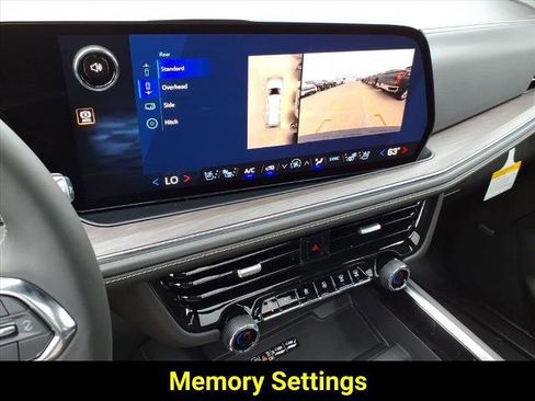 New 2026 Chevrolet Suburban Premier image 13