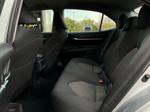 Used 2023 Toyota Camry LE image 12