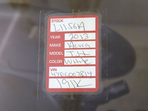 Used 2013 Acura TSX Sedan image 25