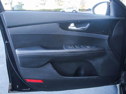 Used 2021 Kia Forte GT-Line image 13