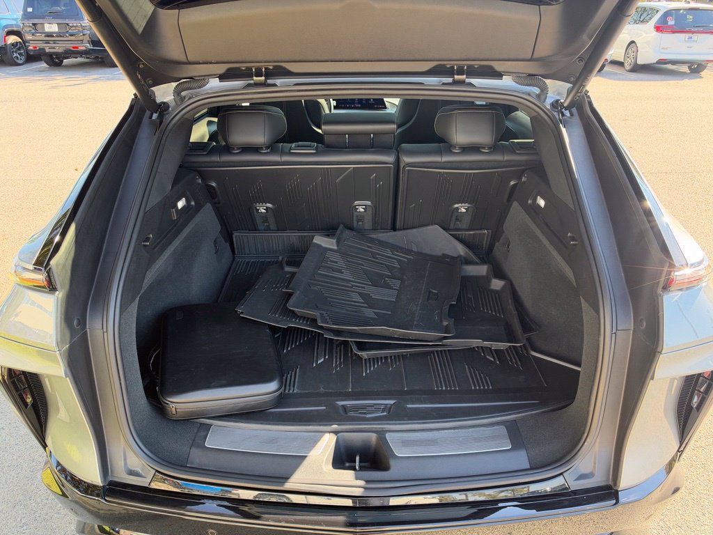 Used 2024 Cadillac Lyriq Sport w/ LPO, Floor Liner Package AWD/4WD image 33