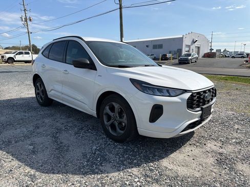 Used 2023 Ford Escape ST-Line w/ Equipment Group 301A image 7