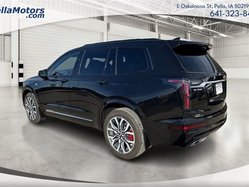 Used 2024 Cadillac XT6 Sport image 5
