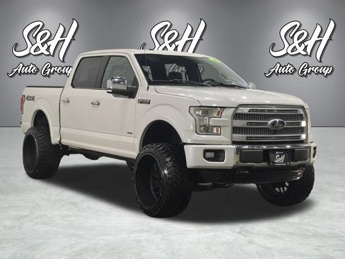 Used 2016 Ford F150 Platinum w/ Equipment Group 701A Luxury image 2