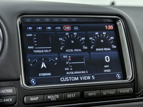 Used 2016 Nissan GT-R Premium image 33