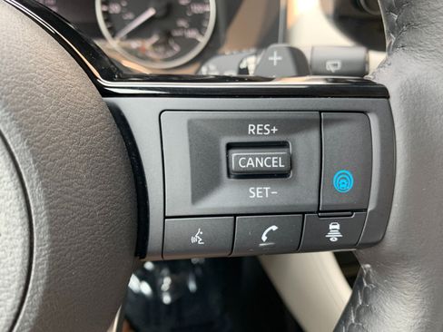 Used 2022 Nissan Rogue SL w/ SL Premium Package AWD/4WD image 17