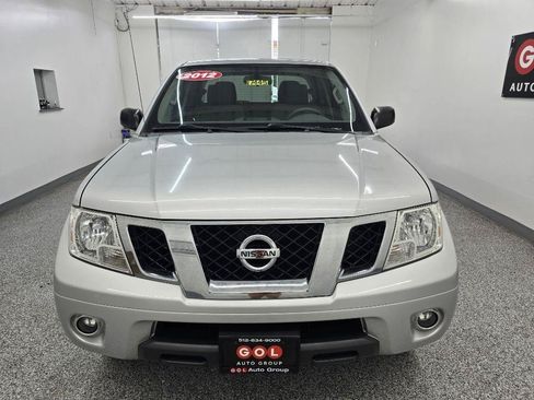 Used 2012 Nissan Frontier SV RWD image 2