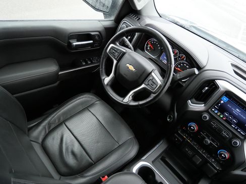 Used 2019 Chevrolet Silverado 1500 LTZ w/ LTZ Plus Package image 9