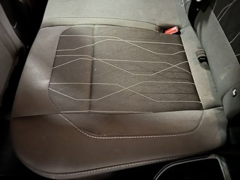 Used 2020 Ford EcoSport SE w/ SE Convenience Package image 19